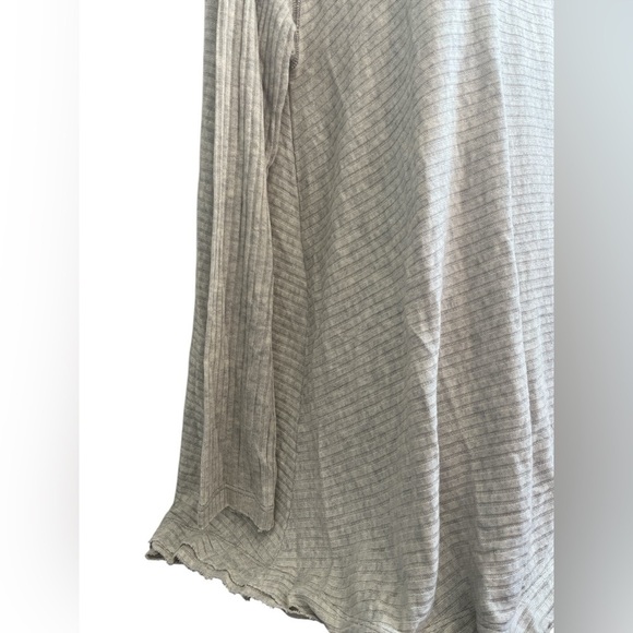 NEW We the Free Free People Ribbed Thermal Tee Size Large Gray - Picture 4 of 9
